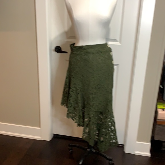 Zara asymmetrical skirt - Picture 2 of 8